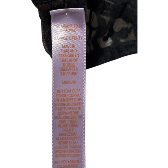 Savage X Fenty BAROQUE BONDAGE FRONT-CLOSURE BRALETTE Black lace goth sz Medium - Picture 7 of 12